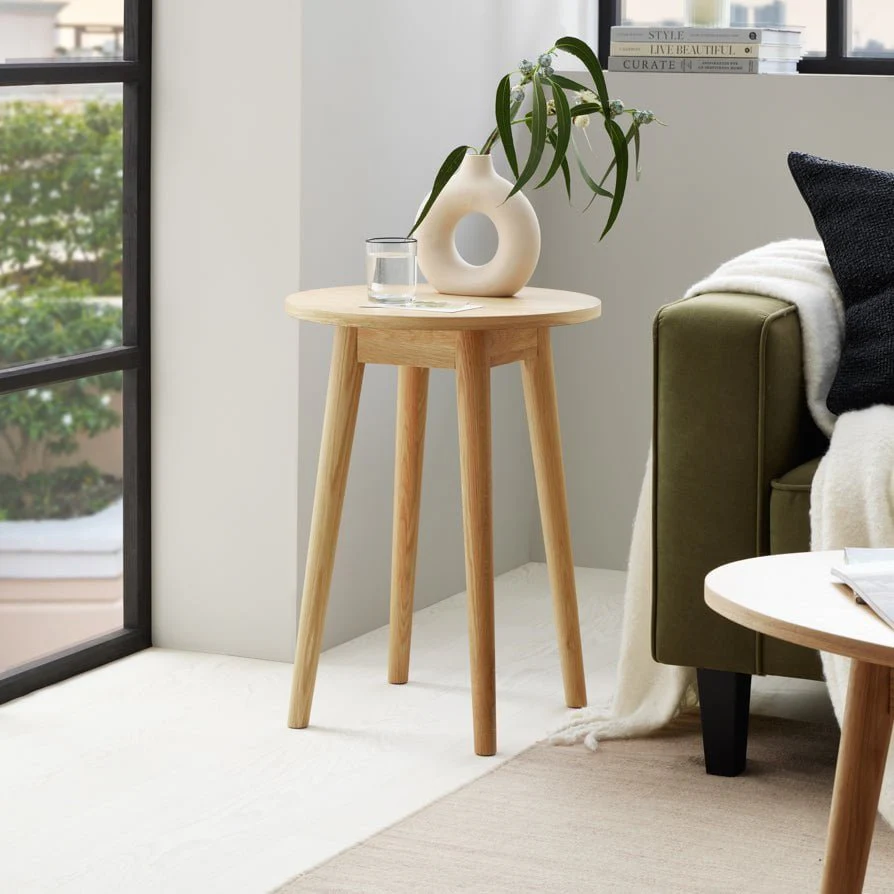 Scandi Light Wood Solid Oak Side Table with Round Top for Living Room