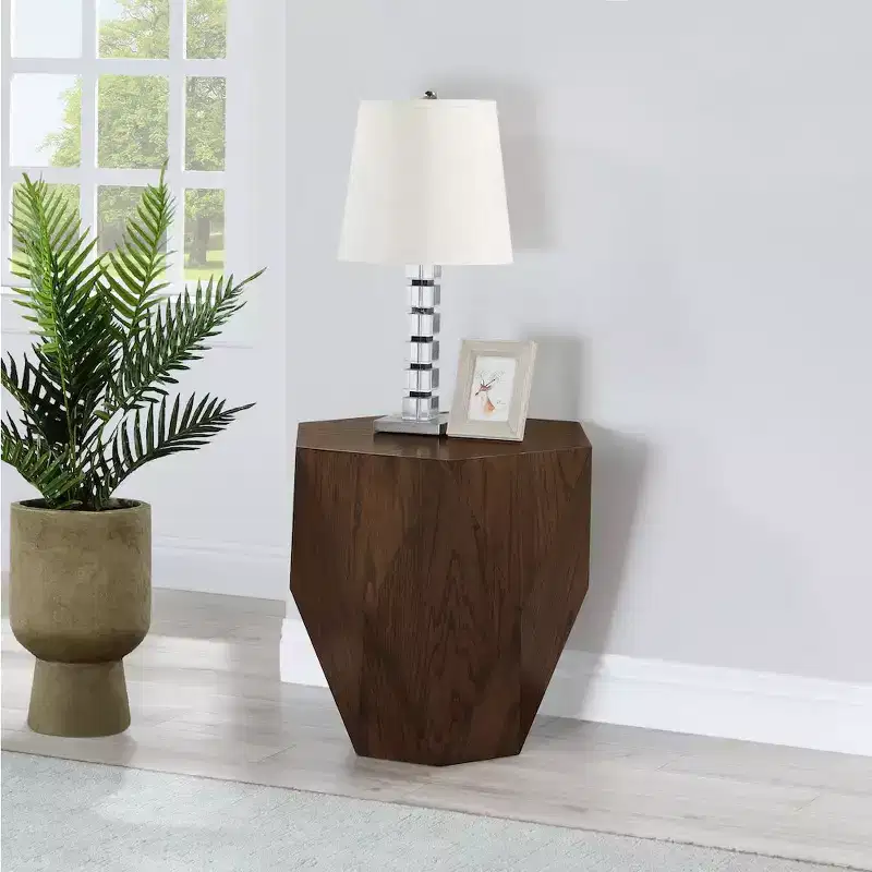 Meridian Furniture,Diamante End Table