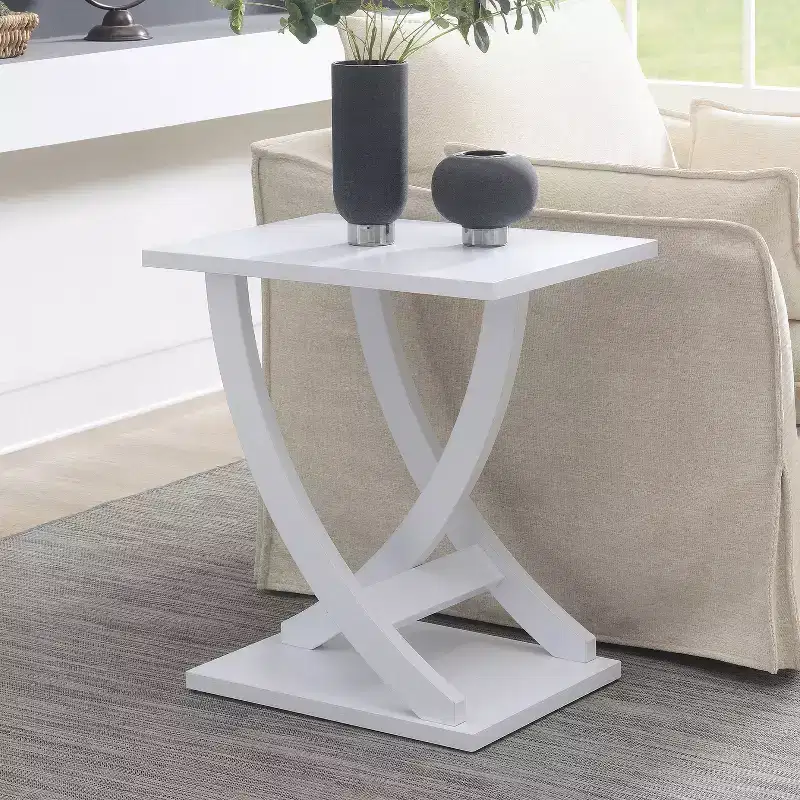 HomeStock Belmont Criss-Cross Chairside End Table with Woodgrain Finish, Contemporary Side Table with Open Storage for Living Room Decor