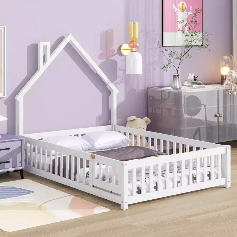Full House-shaped Headboard Floor Bed with Fence White