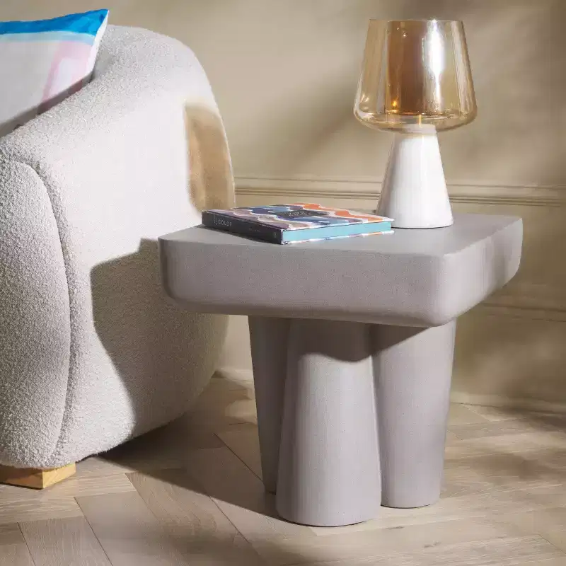 Leeza Accent Table - ACC2813 - Safavieh