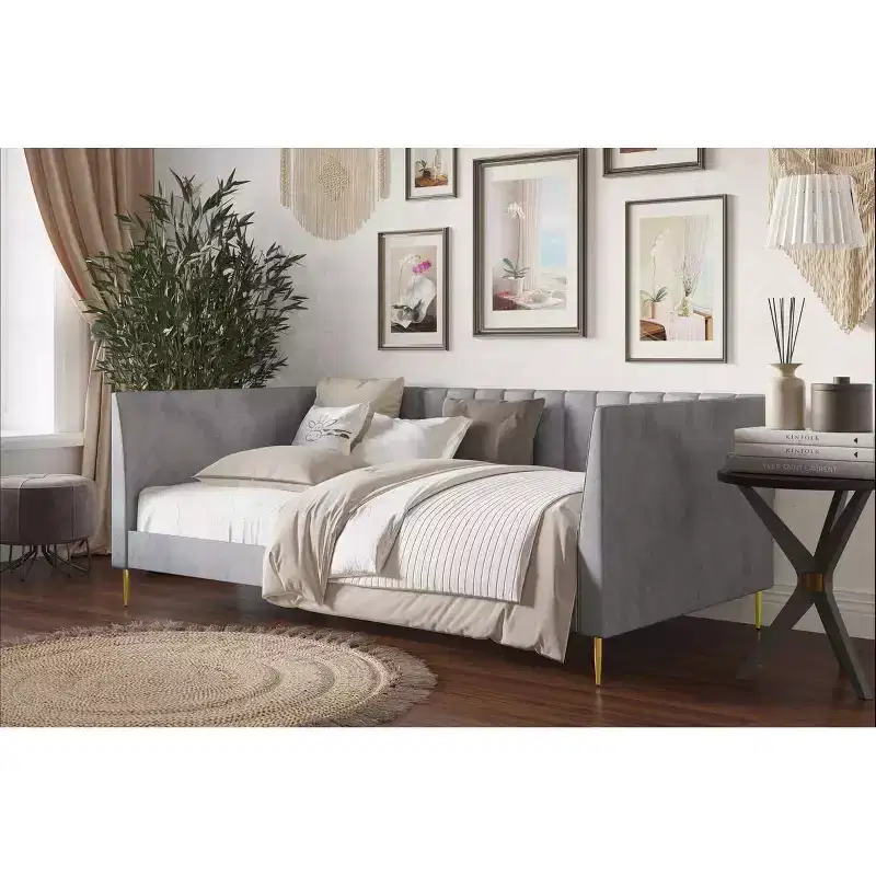 Home Design Maidste Upholstered Twin Daybed
