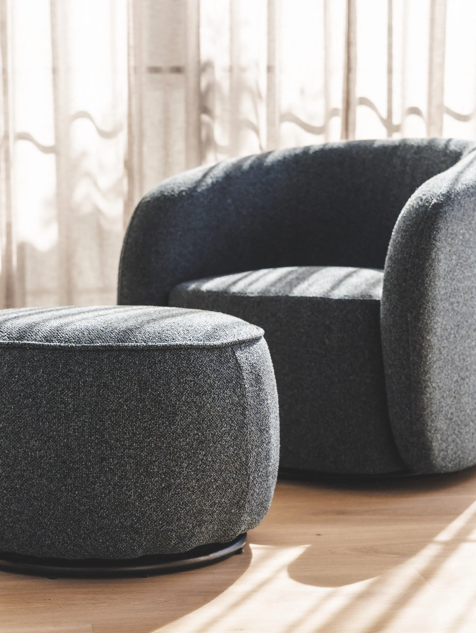Fabric Swivel Chair for Living Room
