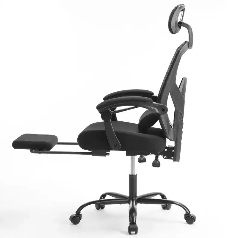 Ergonomic Mesh Gaming Chair with Footrest – 90–135° Recline, Lumbar Support, 300 lb Capacity