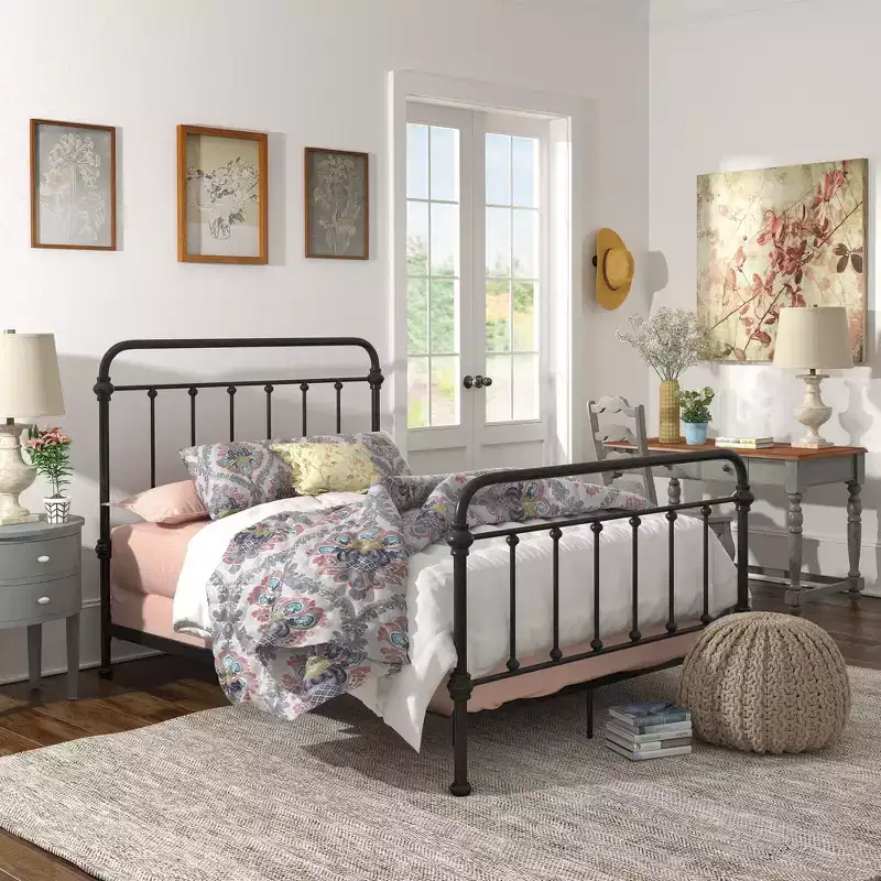 Rivington Graceful Lines Victorian Metal Full Bed - Black - iNSPIRE Q