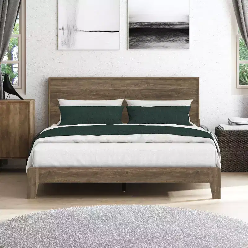 Queen Payne Luxe Bed with Headboard Knotty Oak