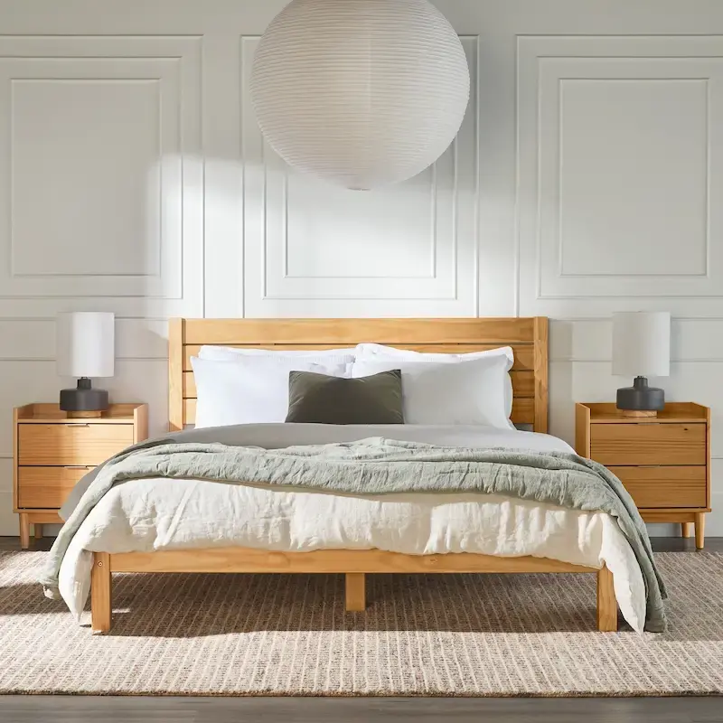 Minimalist Queen Bedframe