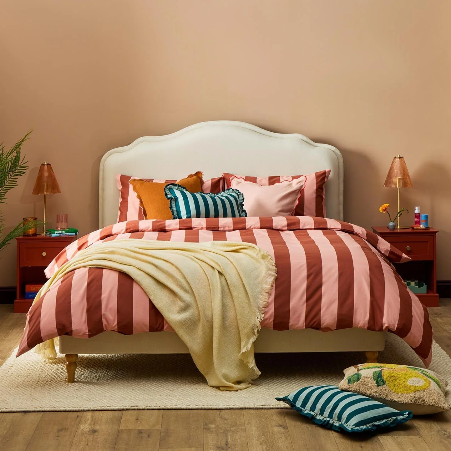 Bed - Cream Linen