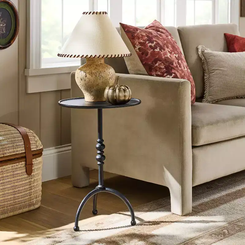 Traditional Cast Iron Round Accent Side Table – Black