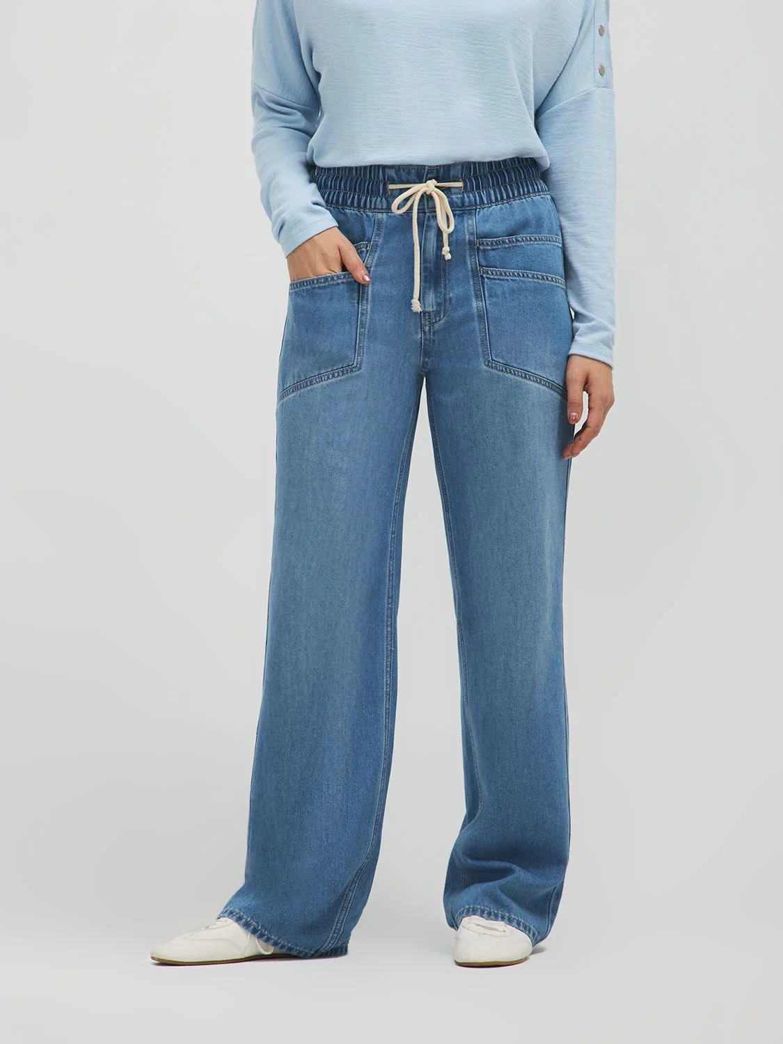 Elastic Waist Wide-Leg Jeans