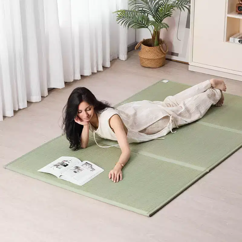 Queen Size Foldable Japanese Tatami Mat – Natural Rush Grass, Non-Slip, Green