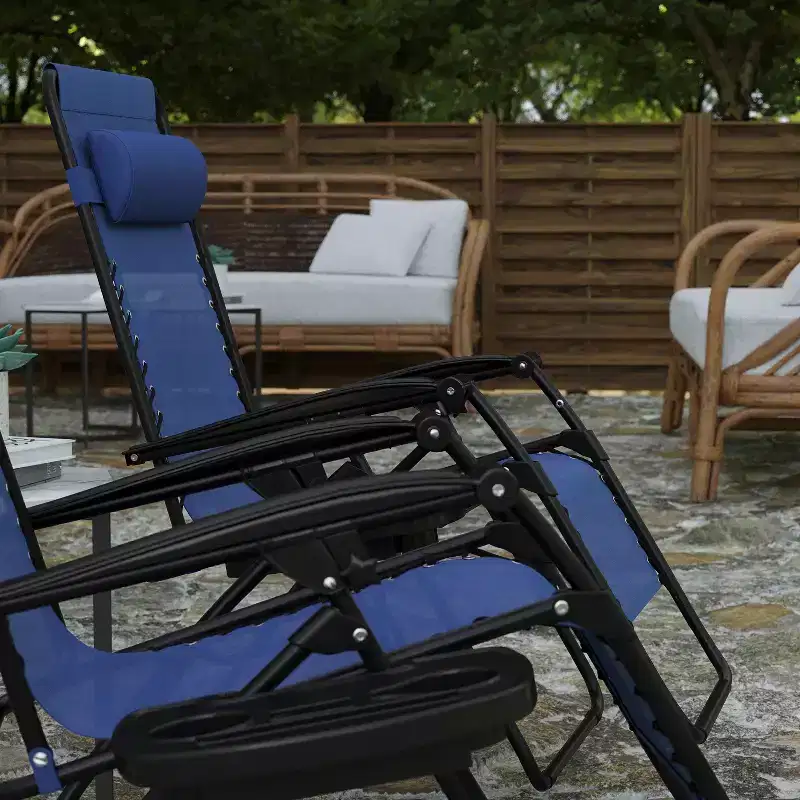 Merrick Lane Set of 2 Folding Mesh Upholstered Zero Gravity Chair with Removable Pillow and Cupholder Tray