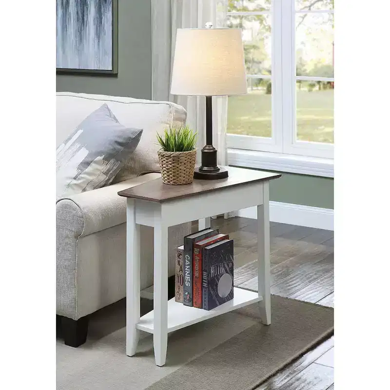 Round End Table with Bottom Shelf, Elegant Side Table Featuring Curved Legs, Stylish Accent Table for Living Room Storage
