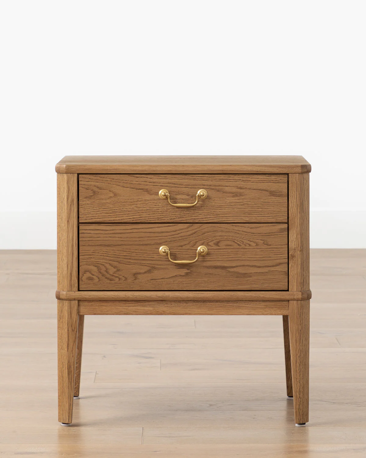 Classic Honey Oak Veneer Nightstand with Drop Pulls & Soft-Close Drawers for Bedroom