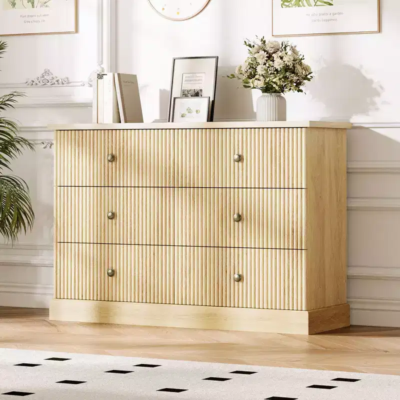 6 Drawer Dresser for Bedroom, Horizontal Chest of Drawers, Fluted Panel Wood Dresser, Small Space Bedroom Dresser for Clothing Storage, Natural