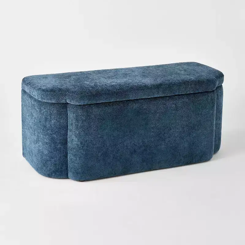Vintage Inspired Ornate Storage Bench with Detailed Cutout Textured Velvet
