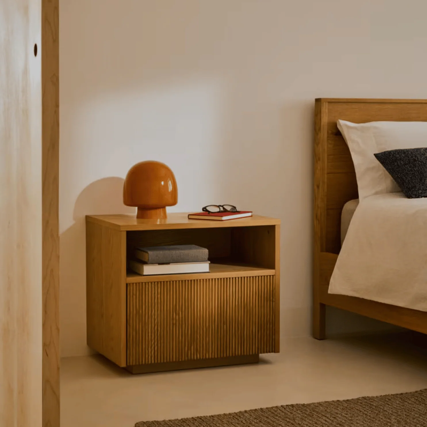 Modern Oak Oak Bedside Table for Bedroom