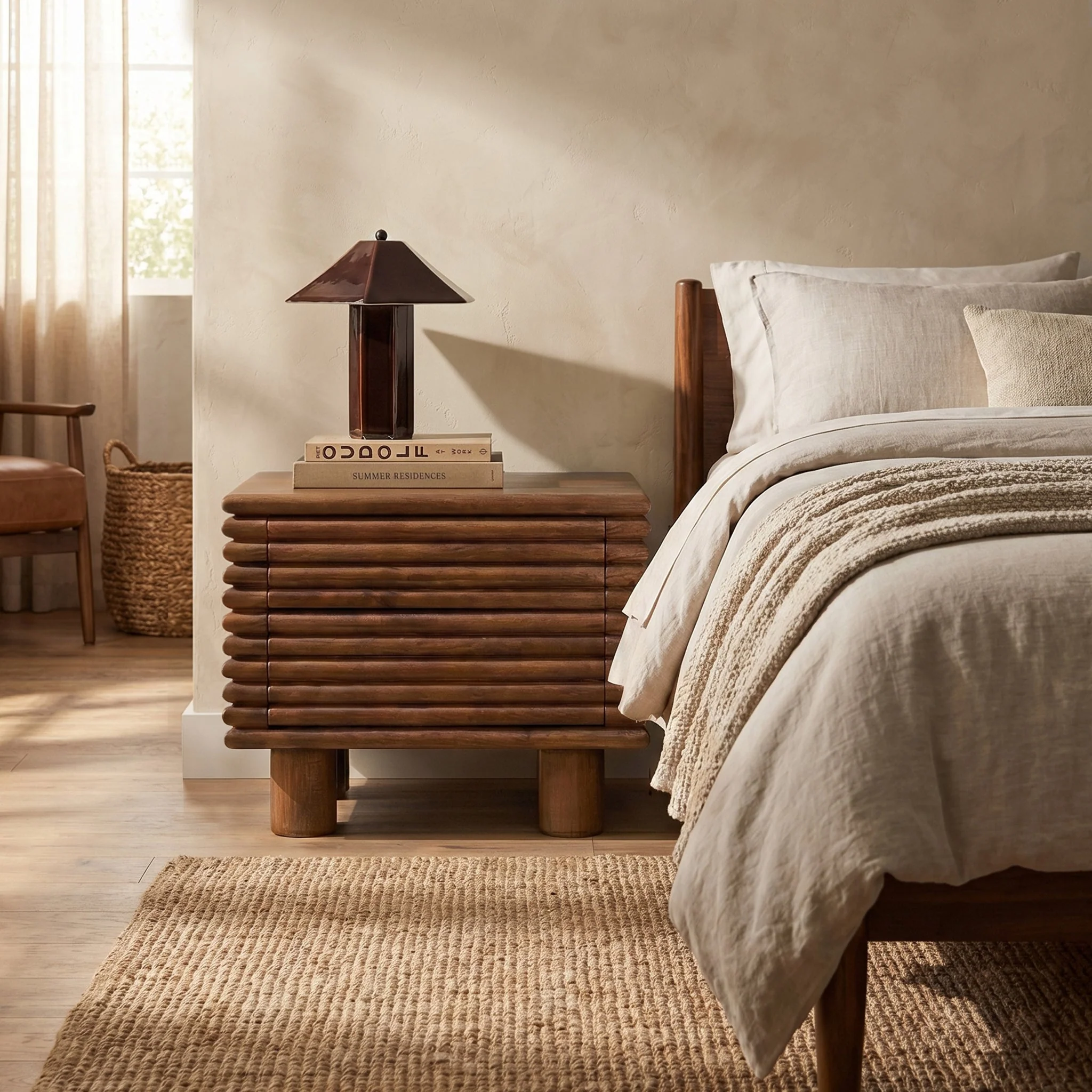 Modern Walnut Walnut Wood Nightstand with Kiln-Dried Wood Frame