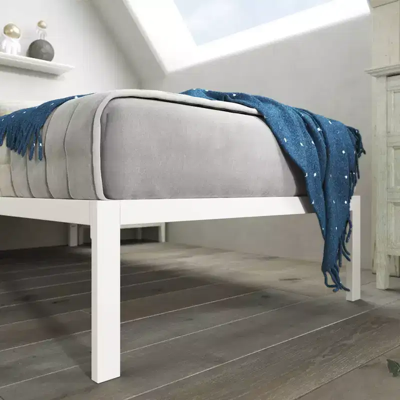 Mia 14 Metal Platform Bed Frame White - Zinus